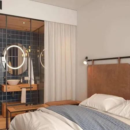 Hotel H2 3*
