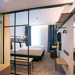 H2 Hotel